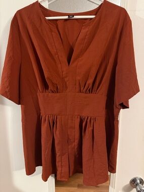 SHEIN Copper Rust V-Neck Peplum Tunic